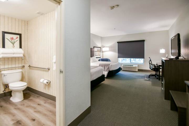 Shutters Hotel