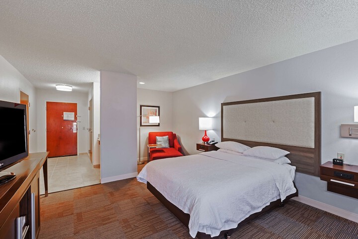 Room 16 of 32