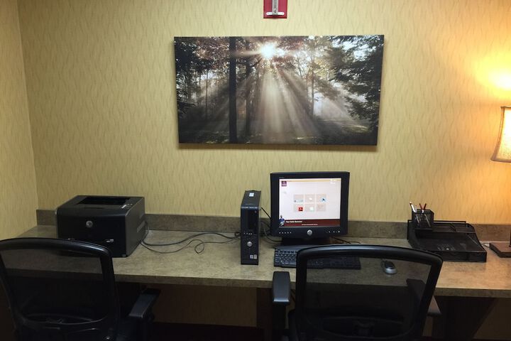 Best Western Hilliard Inn & Suites