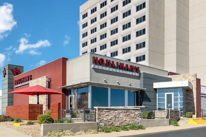 DoubleTree by Hilton Springfield