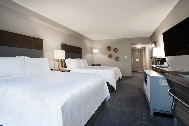 Room 35 of 105