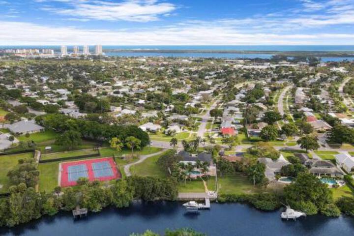 Waterfront Boat Dock and Guesthouse
