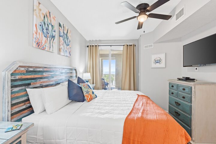 Room 72 of 308