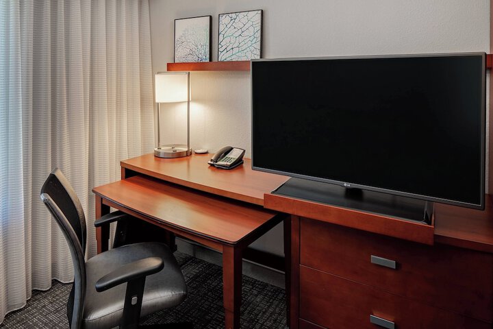 Room 17 of 30