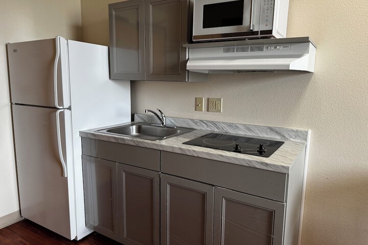 BEST STUDIO INN