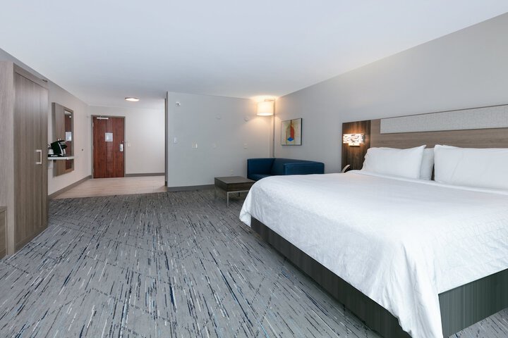 Room 22 of 41