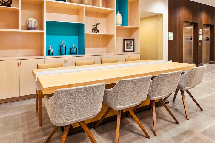 Holiday Inn & Suites Toledo Southwest - Perrysburg by IHG