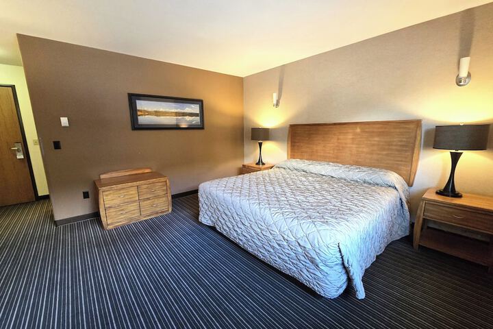 Breeze Inn