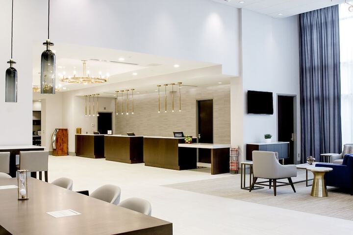Hotel Interior 11 of 38