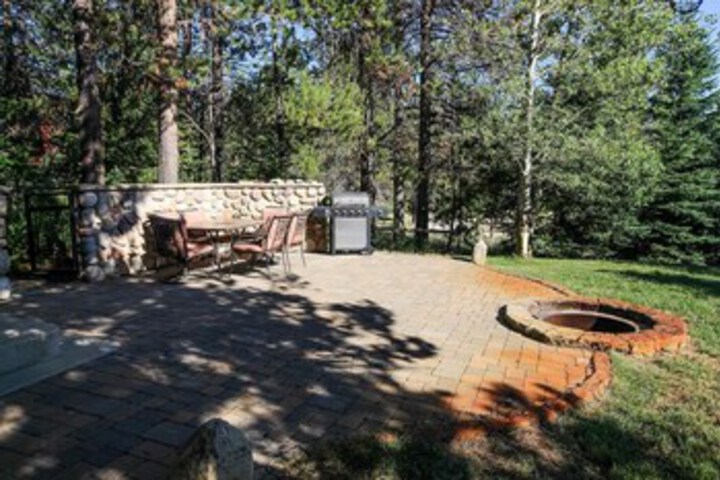 Hereford Cabin 693 - Five Bedroom Home