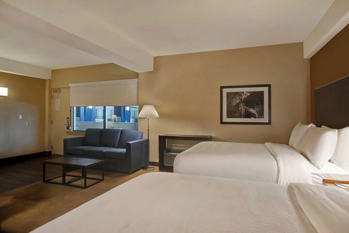 Room 20 of 95