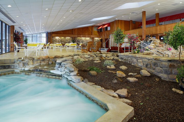 Pool 4 of 51