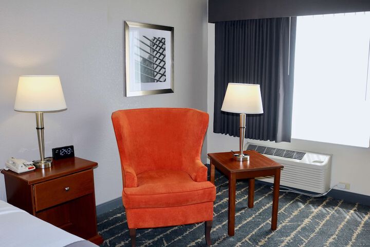 Room 12 of 22