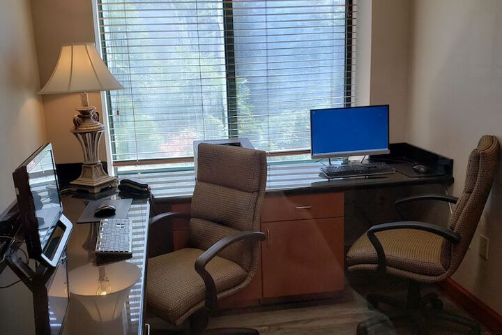 Business Center 83 of 83