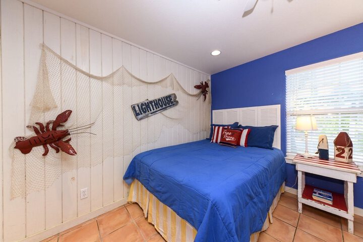 Room 20 of 35