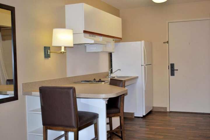 Room 12 of 18