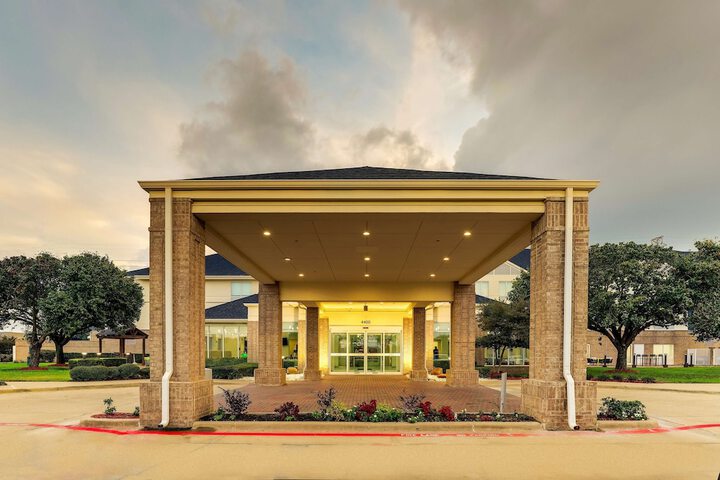 Hotel 4 of 68