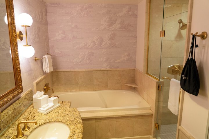 The Carlton Hotel Atascadero – Paso Robles, a Tribute Portfolio Hotel