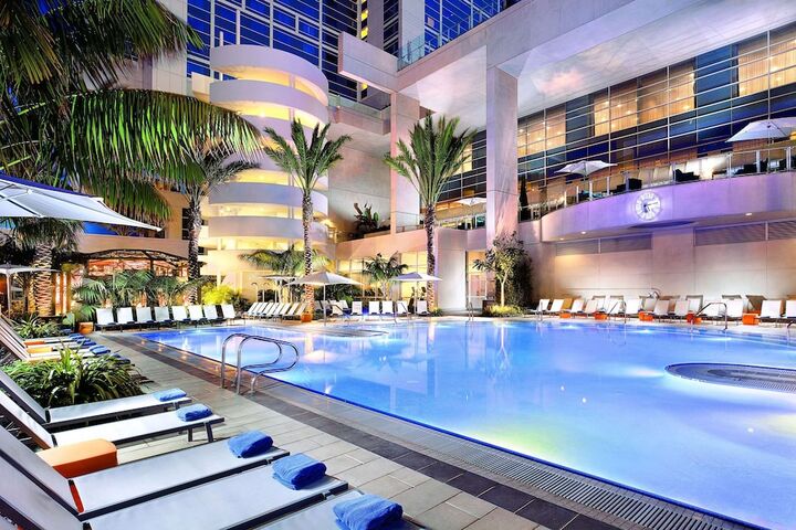 Pool 14 of 175