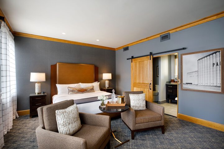 Room 21 of 64