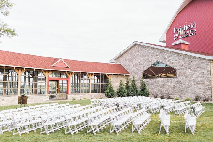 Fairfield Inn & Suites by Marriott Fair Oaks Farms