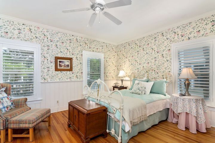 Cottage Rental Agency - Seaside Florida