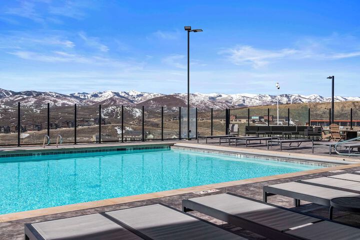 Black Rock Mountain Resort