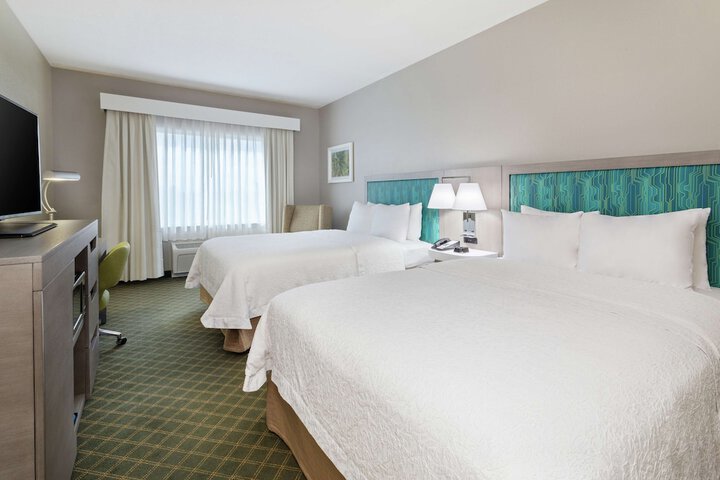 Room 15 of 32