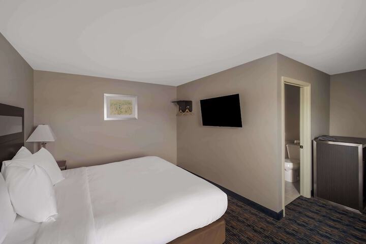 Room 21 of 30