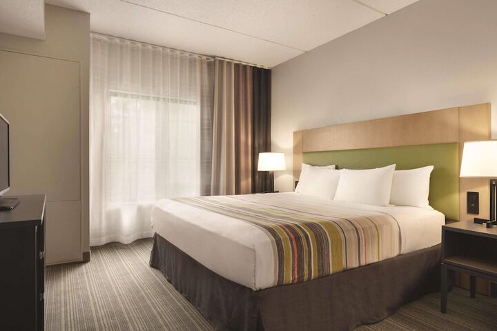 Country Inn & Suites by Radisson Raleigh-Durham Airport, NC