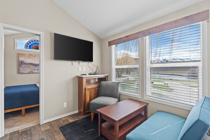 Room 22 of 28