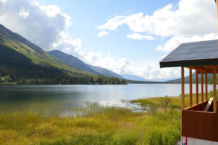 Summit Lake Lodge