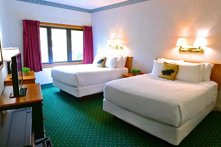 Potawatomi Inn & Cabins