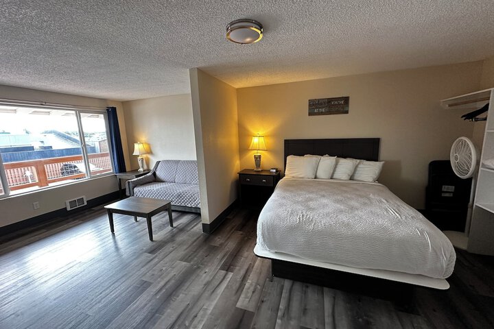 Room 80 of 159