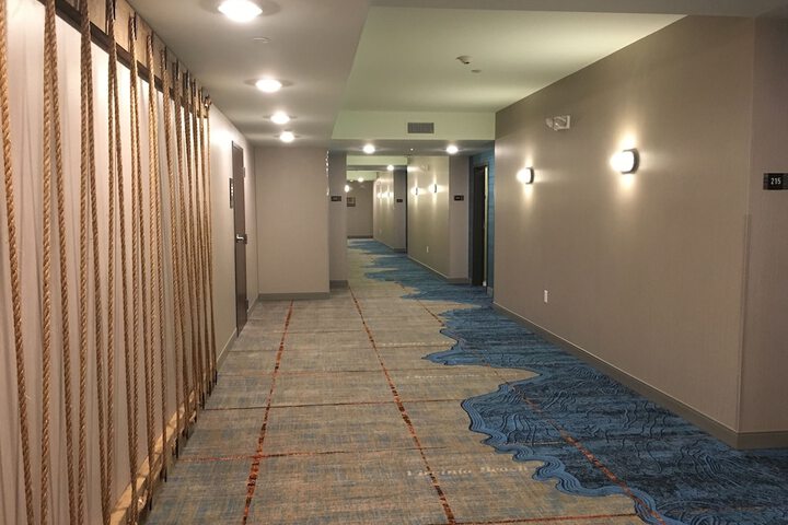 Ballroom/Hall 79 of 83