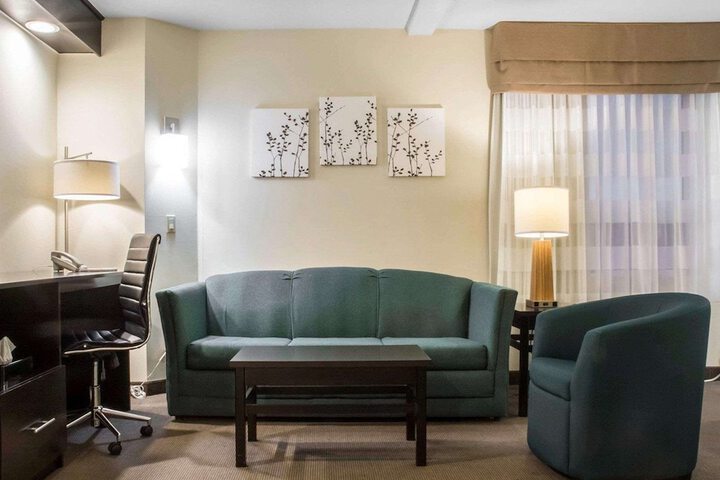 Room 14 of 36