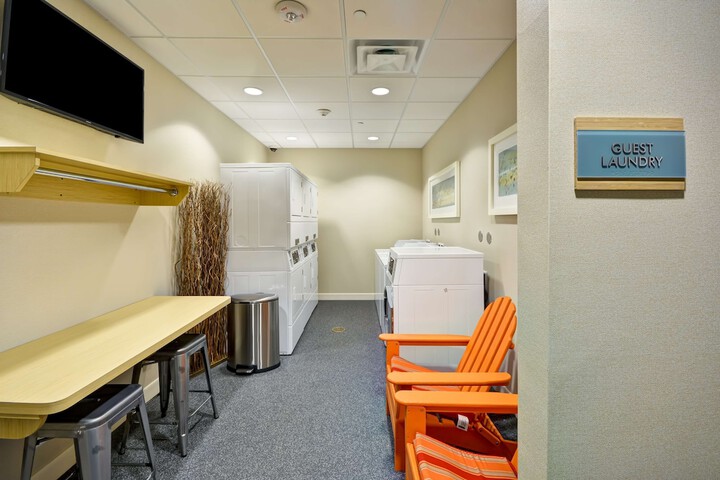 Room 13 of 40