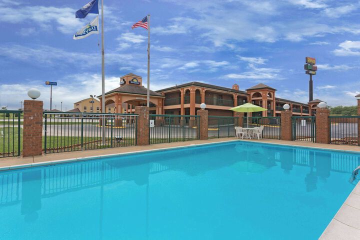 Days Inn by Wyndham Franklin