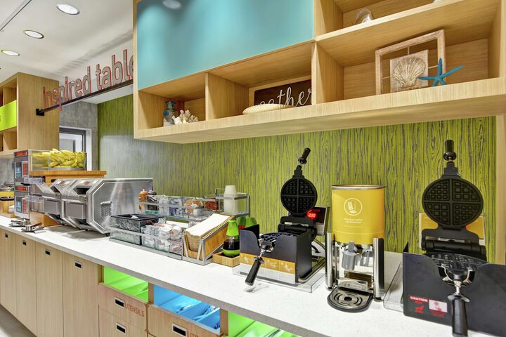 Home2 Suites by Hilton Jacksonville-South / St. Johns Town Ctr