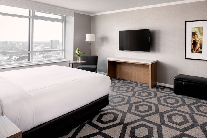 Room 16 of 44