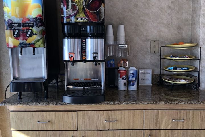 Breakfast/Coffee Service 16 of 16