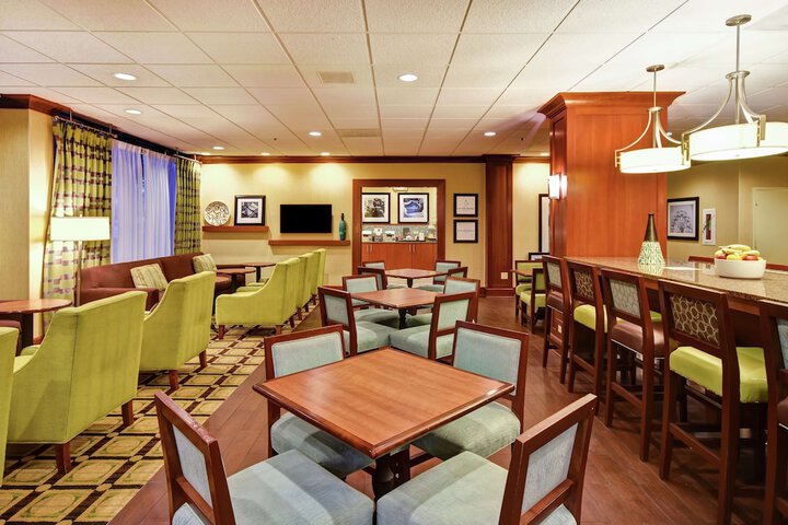 Hotel Interior 7 of 38