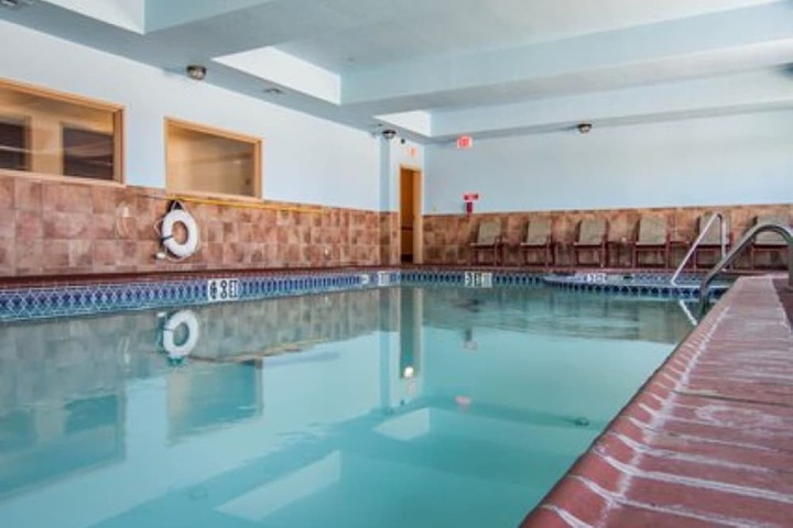 Clarion Inn & Suites Weatherford South