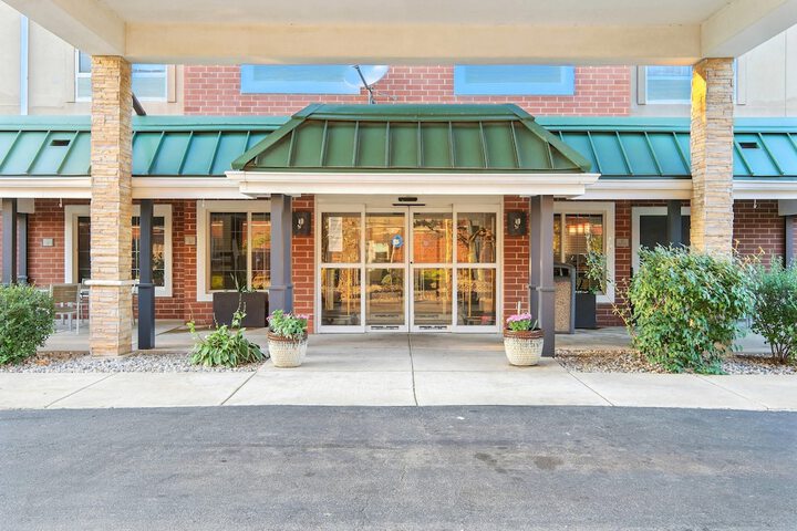 Country Inn & Suites by Radisson Merrillville, IN