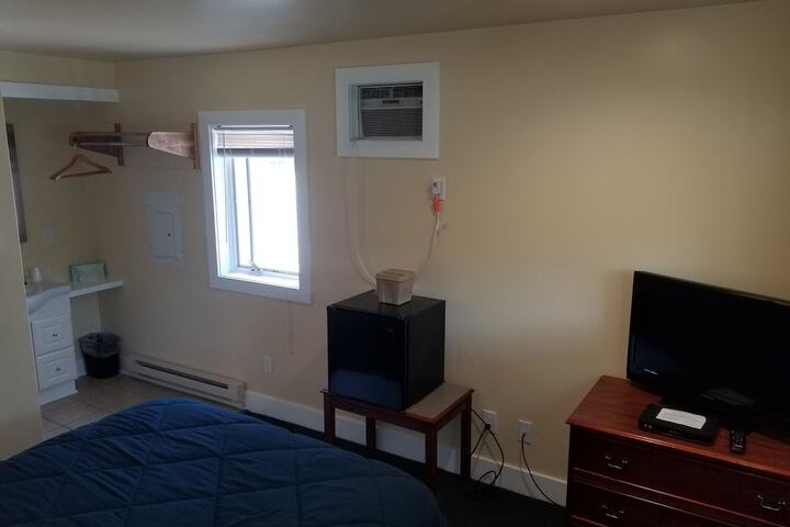 Captains Quarters Motel