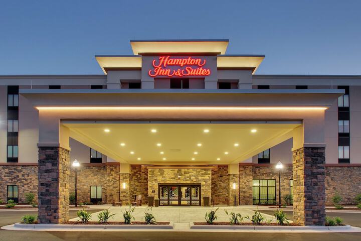 Hotel 5 of 60
