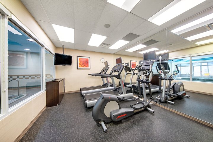 Fairfield Inn and Suites by Marriott Toronto Airport