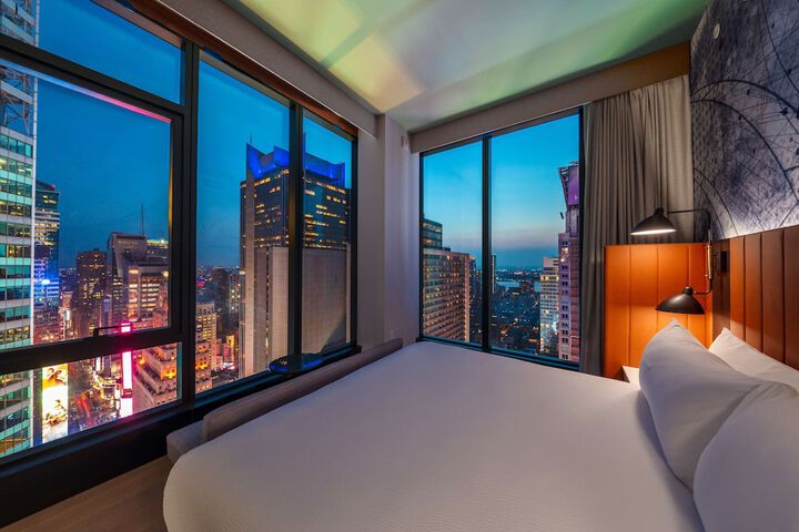Tempo by Hilton New York Times Square
