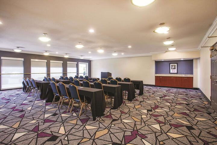 La Quinta Inn & Suites by Wyndham Dublin - Pleasanton