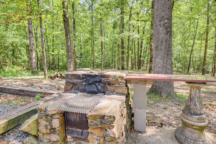 Arkansas Log Cabin Rental Near Lake Greeson!